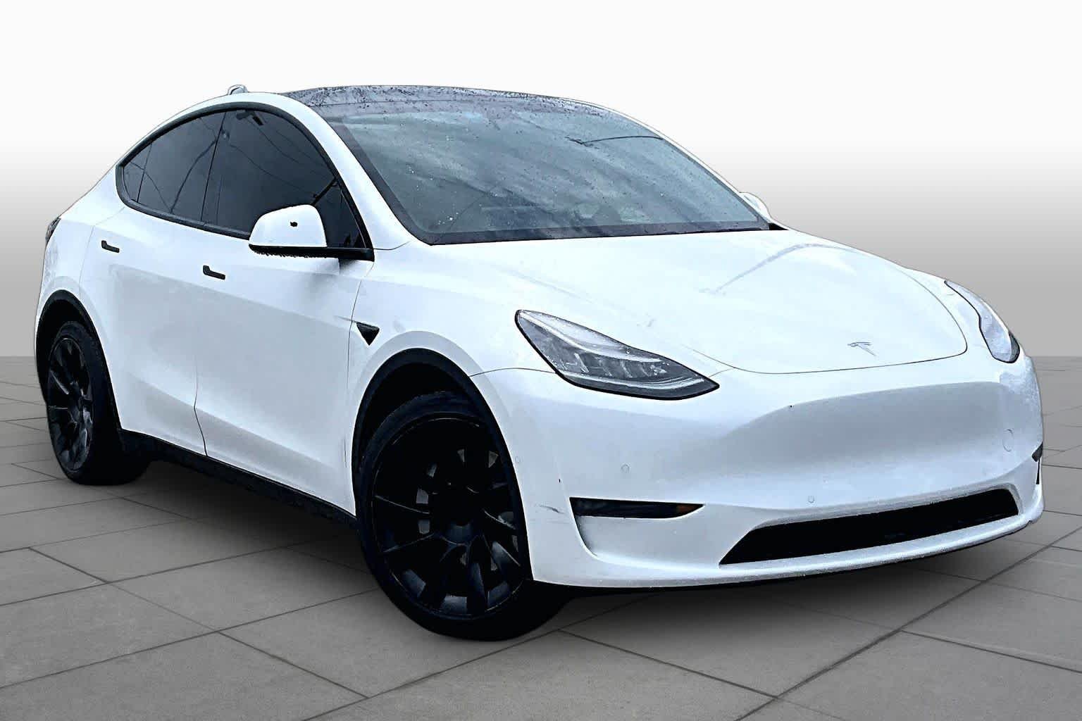 Used 2020 Pearl White Multi-Coat Tesla Long Range image 2