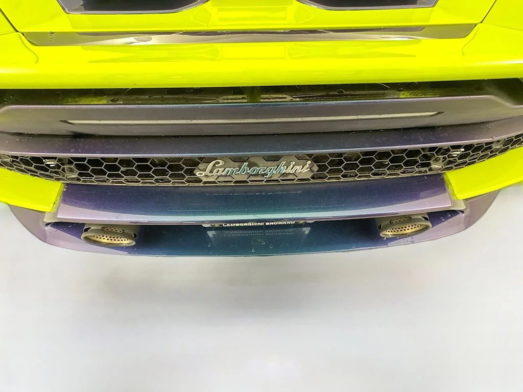 Used 2020  Lamborghini  image 25