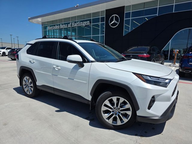 2025 Toyota RAV4 XLE Premium