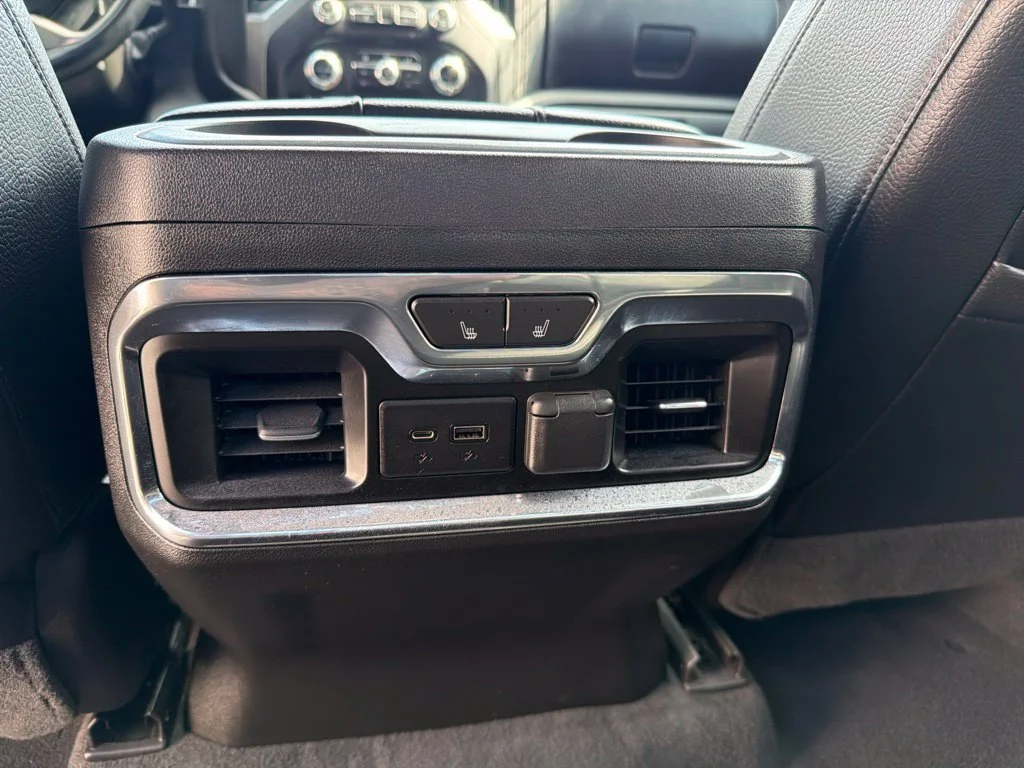 Used 2023 Onyx Black GMC Denali image 28