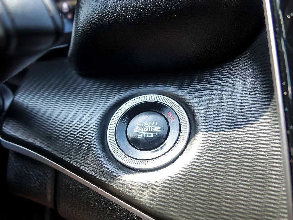 Used 2024 Baltic Gray Metallic Clearcoat Jeep Altitude X image 20
