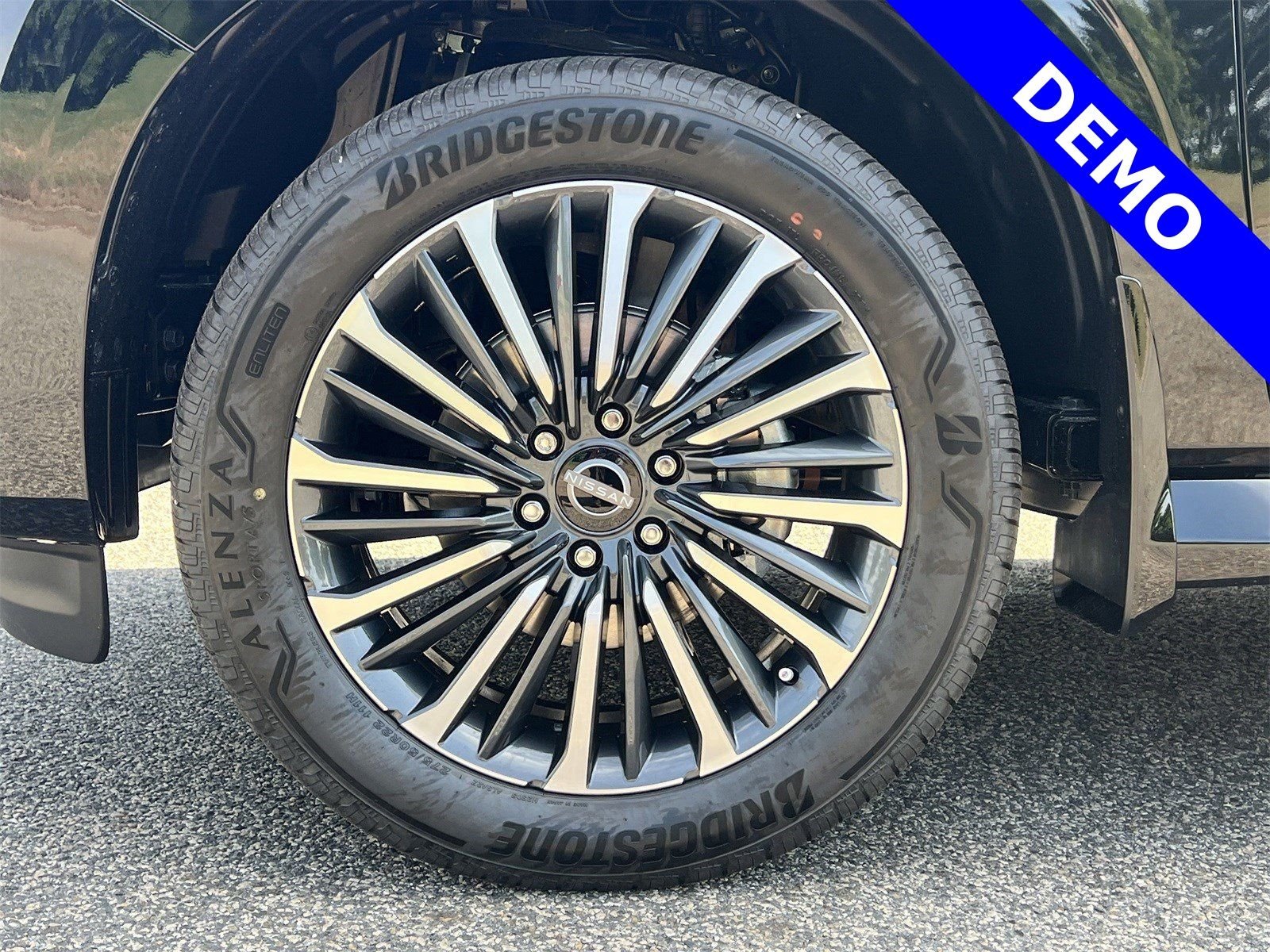 2025 Nissan Armada Platinum Reserve - Photo 40