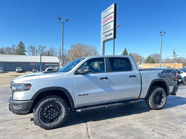 New 2026 Silver Zynith Exterior Paint RAM Rebel image 6