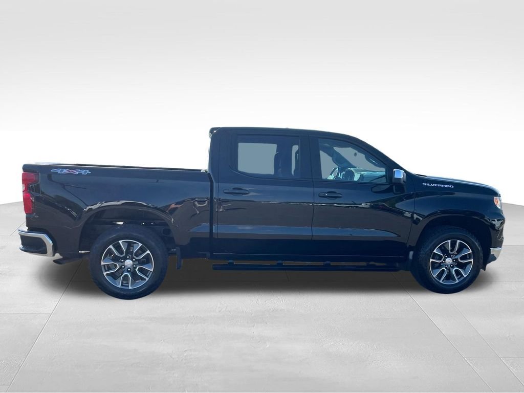 Used 2023 Black Chevrolet LT image 6