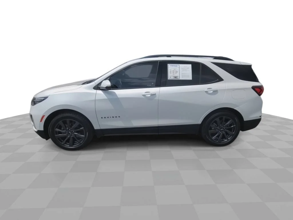 Certified Used 2023 IRIDESCENT PEARL TRICOAT Chevrolet RS image 5
