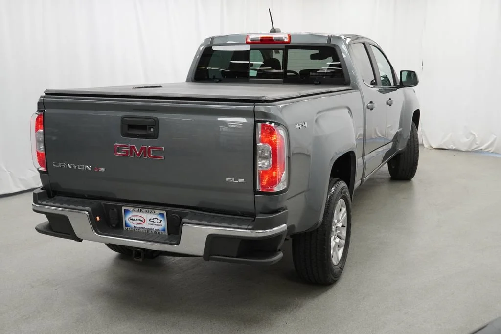 Used 2020 SATIN STEEL METALLIC GMC 4WD SLE image 3