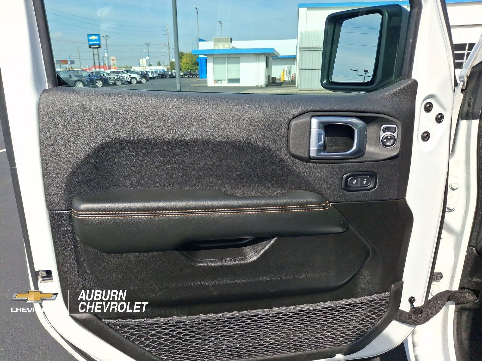 Used 2024 White Jeep Sahara 4xe image 15