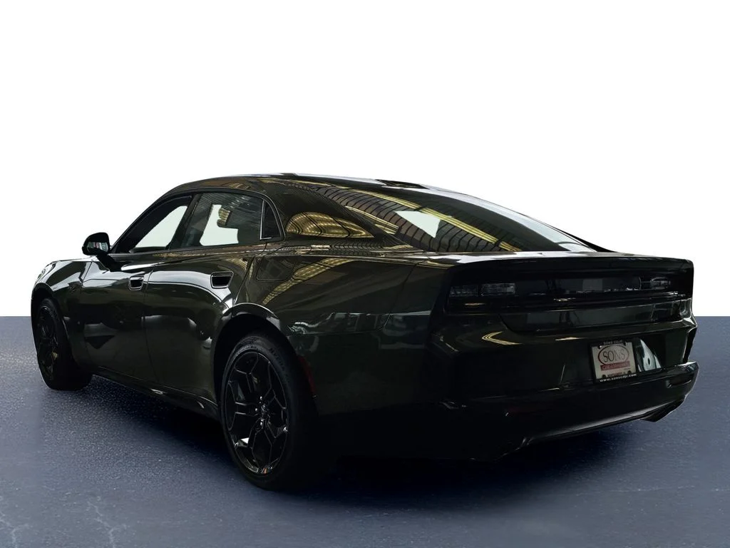 2026 Dodge Charger R/T - Photo 12