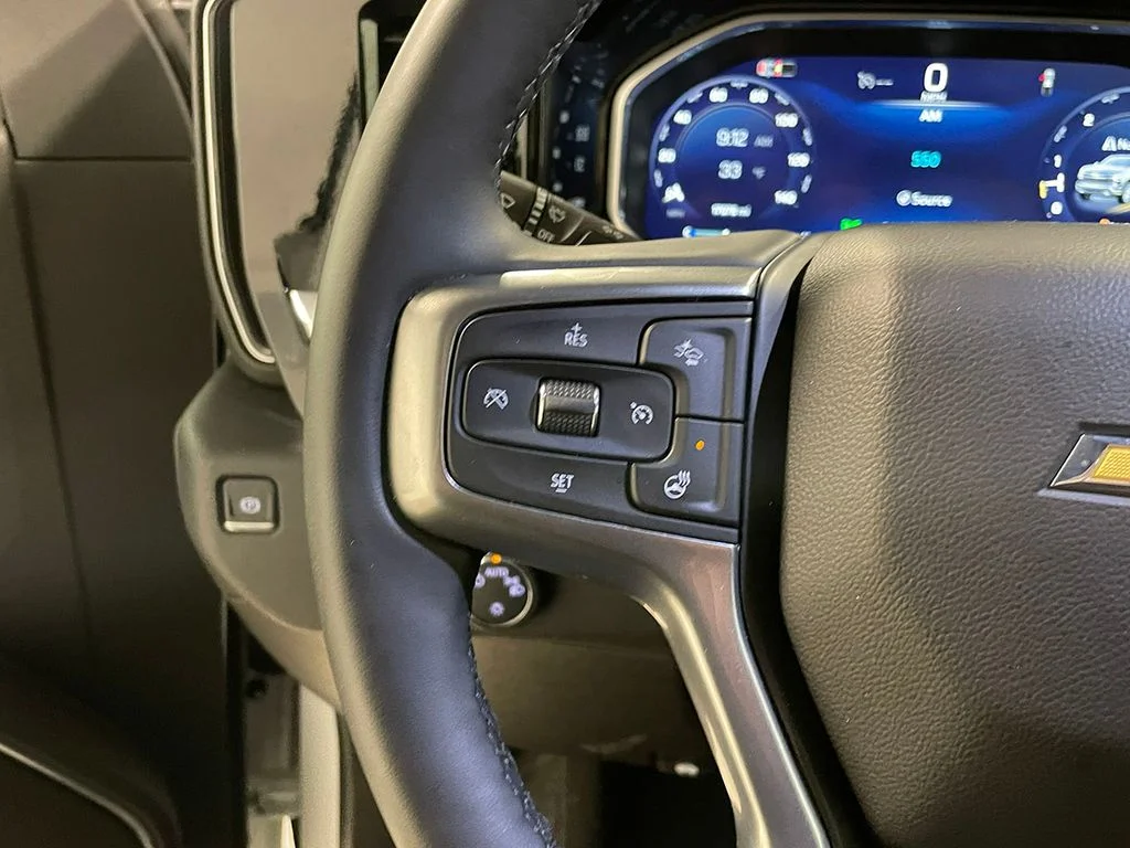 Used 2026 White Chevrolet LT image 32