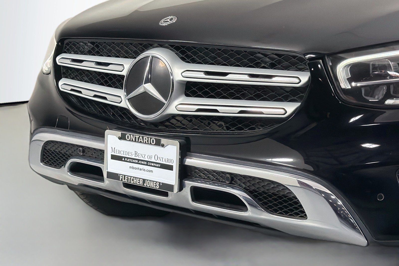 Used 2021 Black Mercedes-Benz 300 image 13