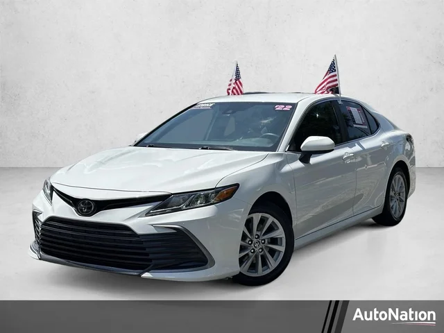 2022 Toyota Camry LE