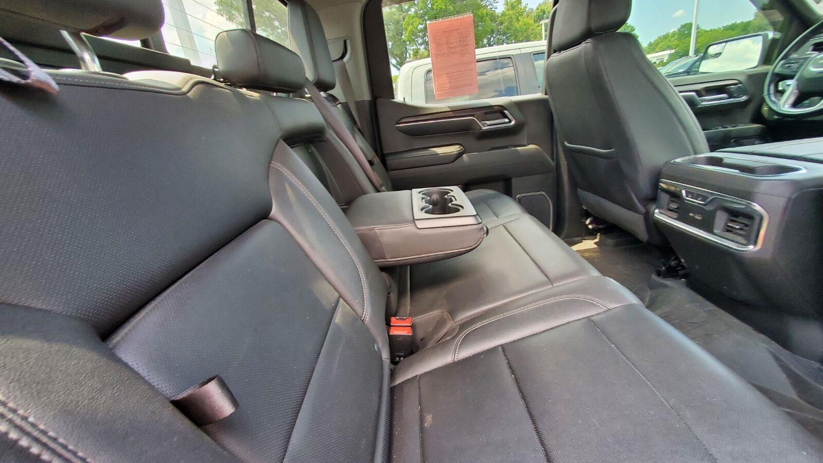 Used 2023 White Frost Tricoat GMC SLT image 6