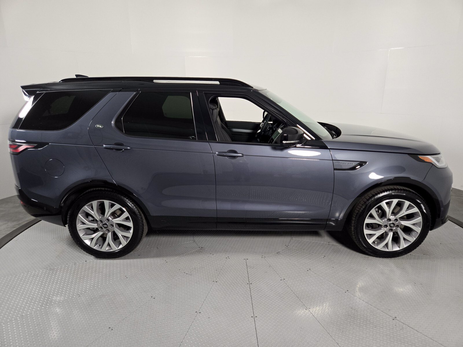 New 2026 Varesine Blue Land Rover Gemini Edition image 6
