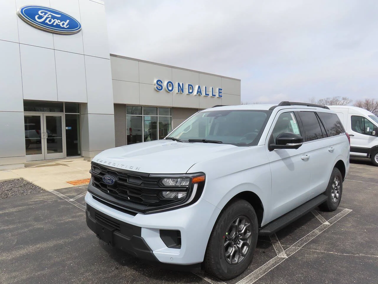 2026 Ford Expedition Active 4x4's photo
