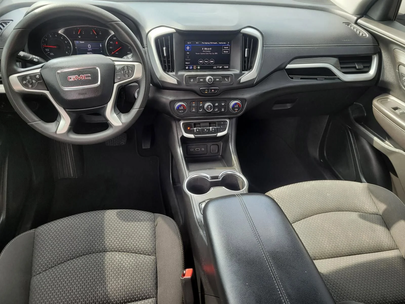 Used 2022 Summit White GMC SLE image 18
