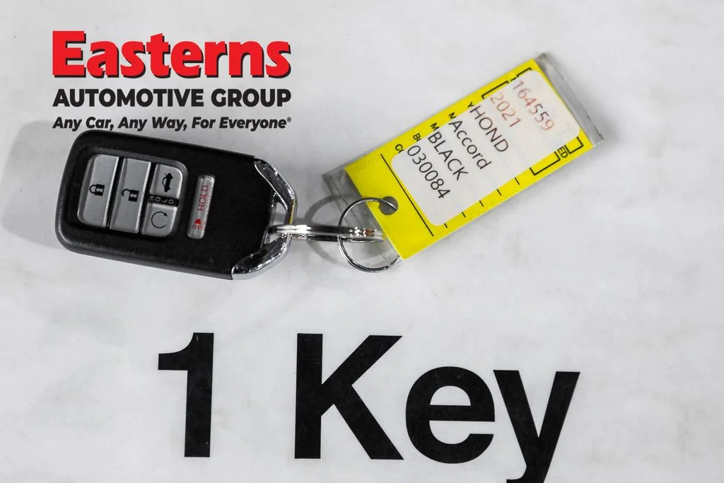 Used 2021 Black Honda Touring 2.0T image 25