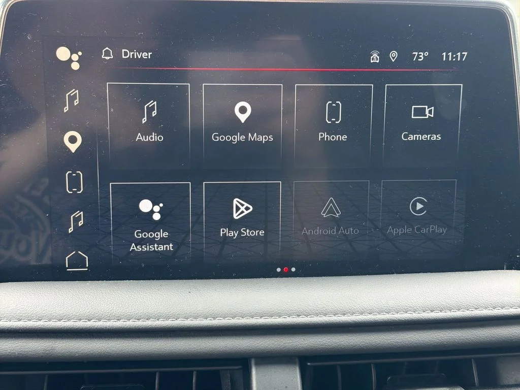 Used 2022 White GMC SLE image 13