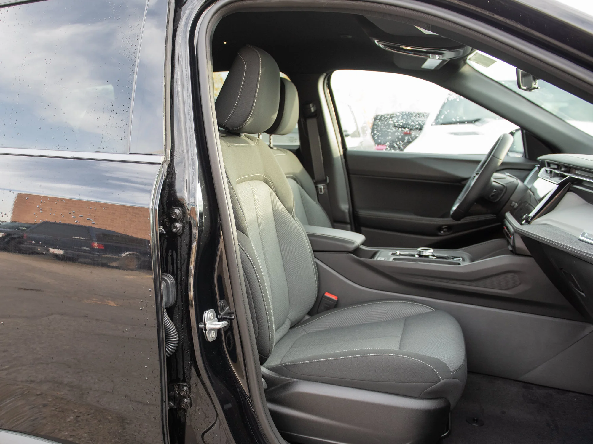 New 2026 Black Jeep Laredo* 4x4 Hybrid, Heated Seats/Wheel, 6.3L/100KMS, Remote Start image 21