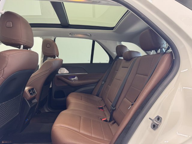 Used 2024 Polar White Mercedes-Benz GLE 350 image 20