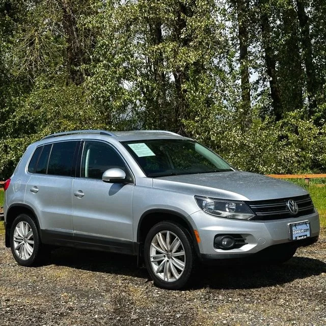 2013 Volkswagen Tiguan 2.0T SE 4Motion's photo