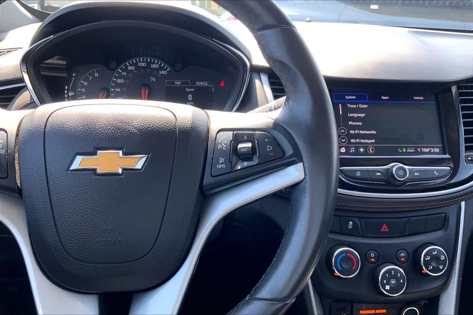 2022 Chevrolet Trax LT - Photo 25