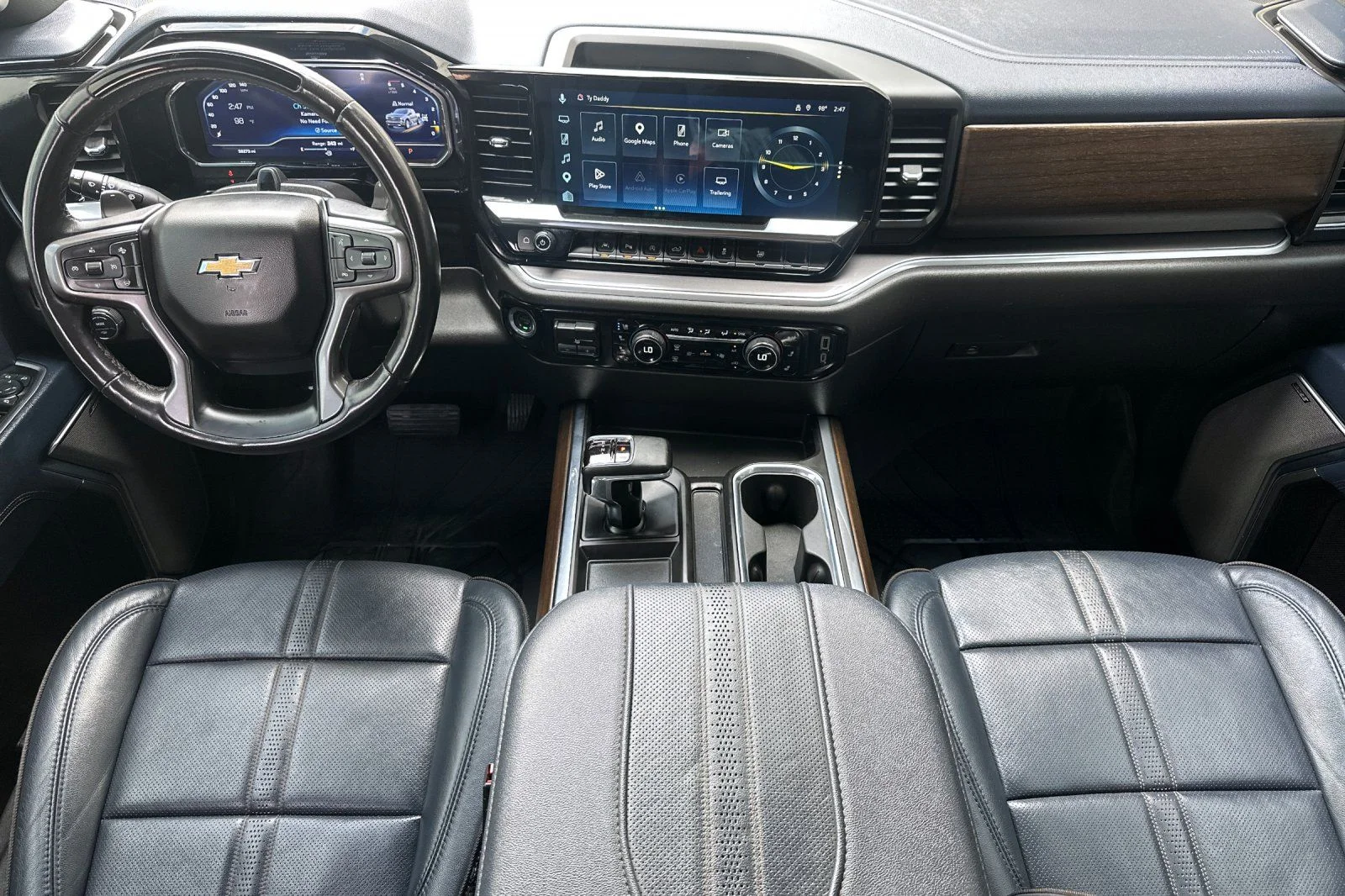 Used 2024 Beige Chevrolet High Country image 12