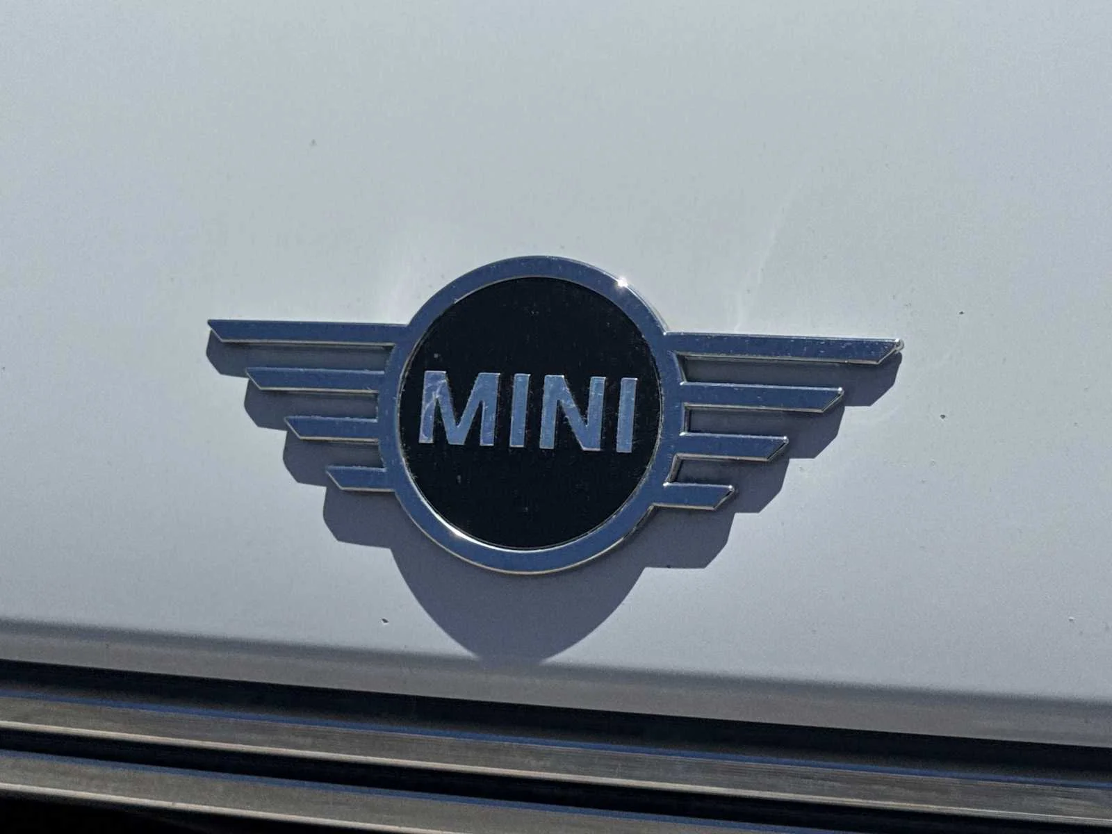 Used 2020 Light White MINI Cooper S image 11