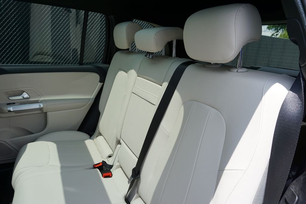 2025 Mercedes-Benz GLB Base - Photo 47