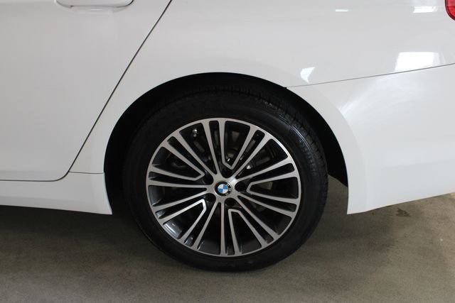 Used 2020 White BMW 530i xDrive image 29