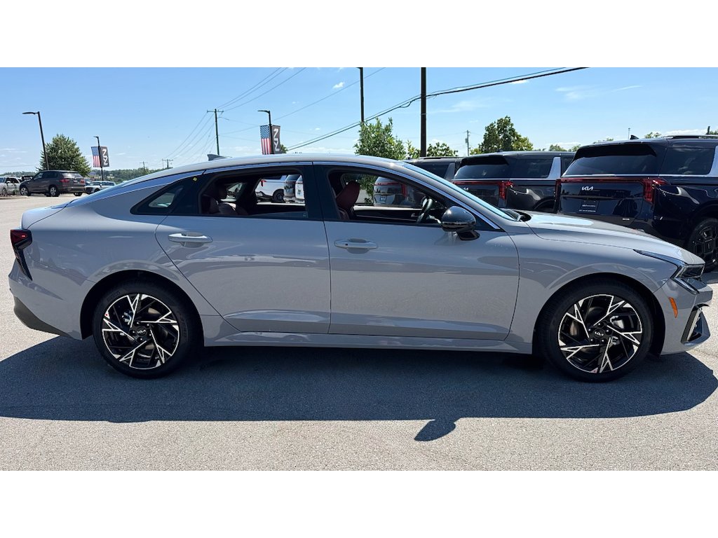 New 2026 Wolf Gray Kia GT-Line FWD image 3