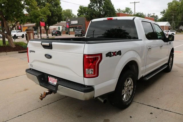 Used 2015 Oxford White Ford XLT image 9