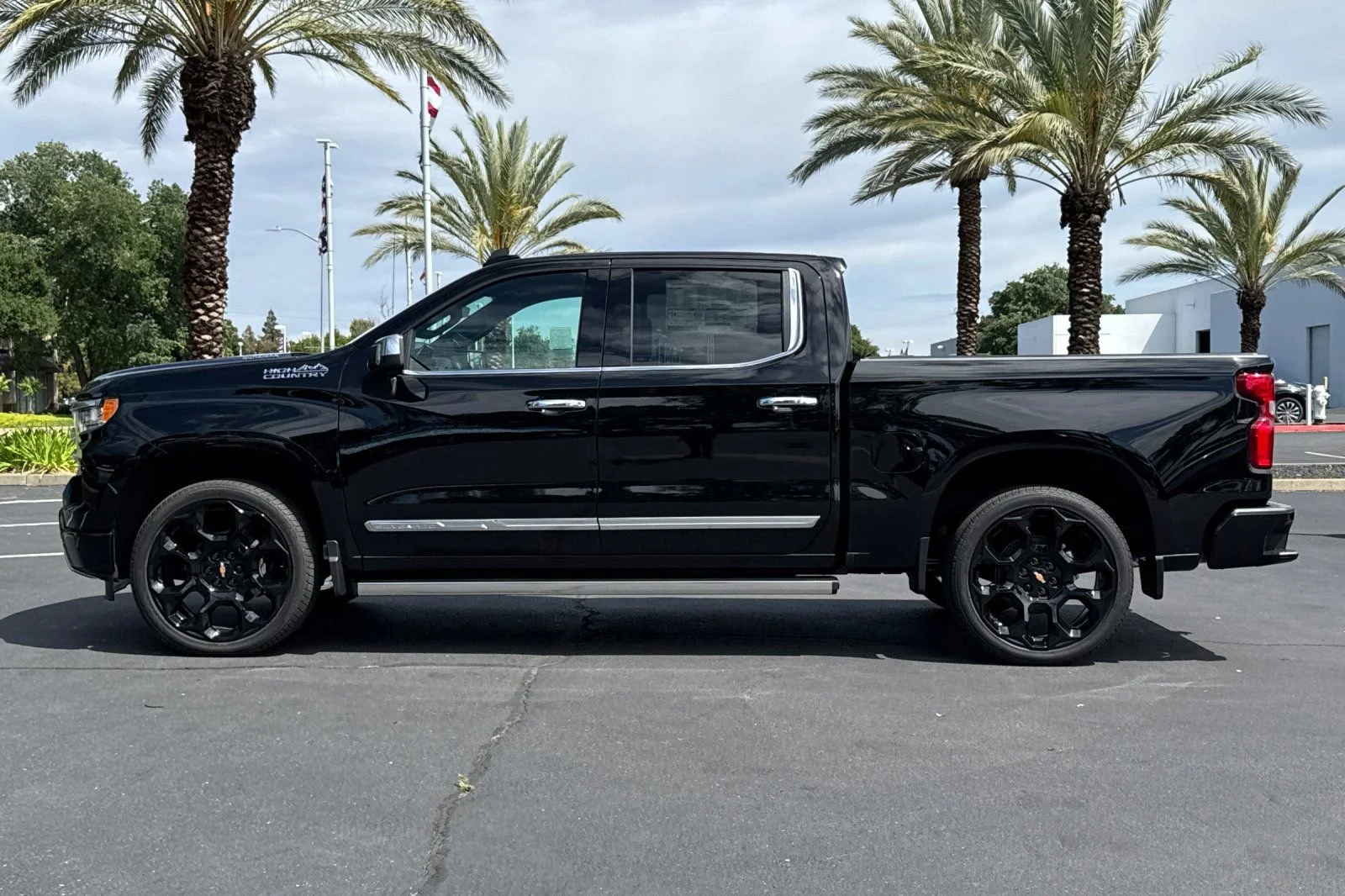 2026 Chevrolet Silverado 1500 High Country - Photo 6