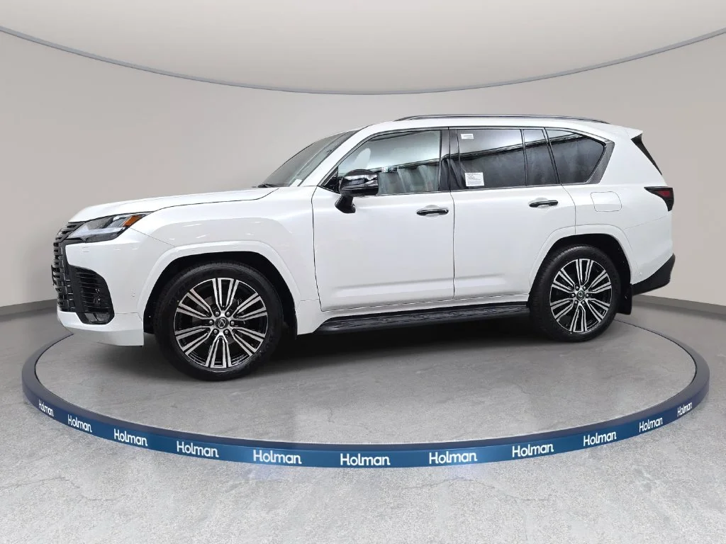 New 2026 Eminent White Pearl Lexus 700h Luxury image 8