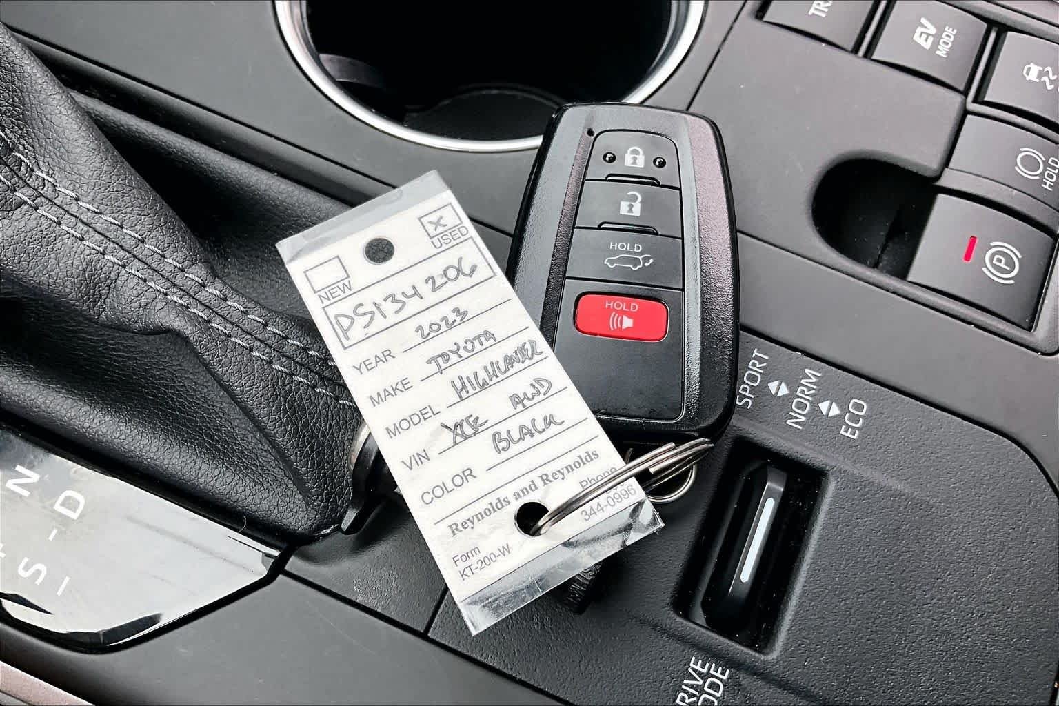 Used 2023 Midnight Black Metallic Toyota Hybrid XLE image 15