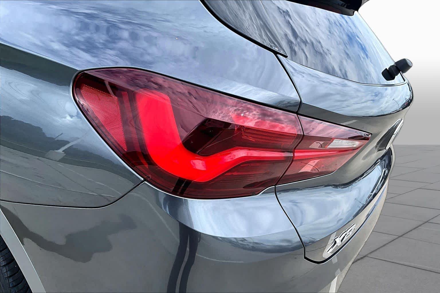 Used 2021 Mineral Grey Metallic BMW xDrive28i image 28