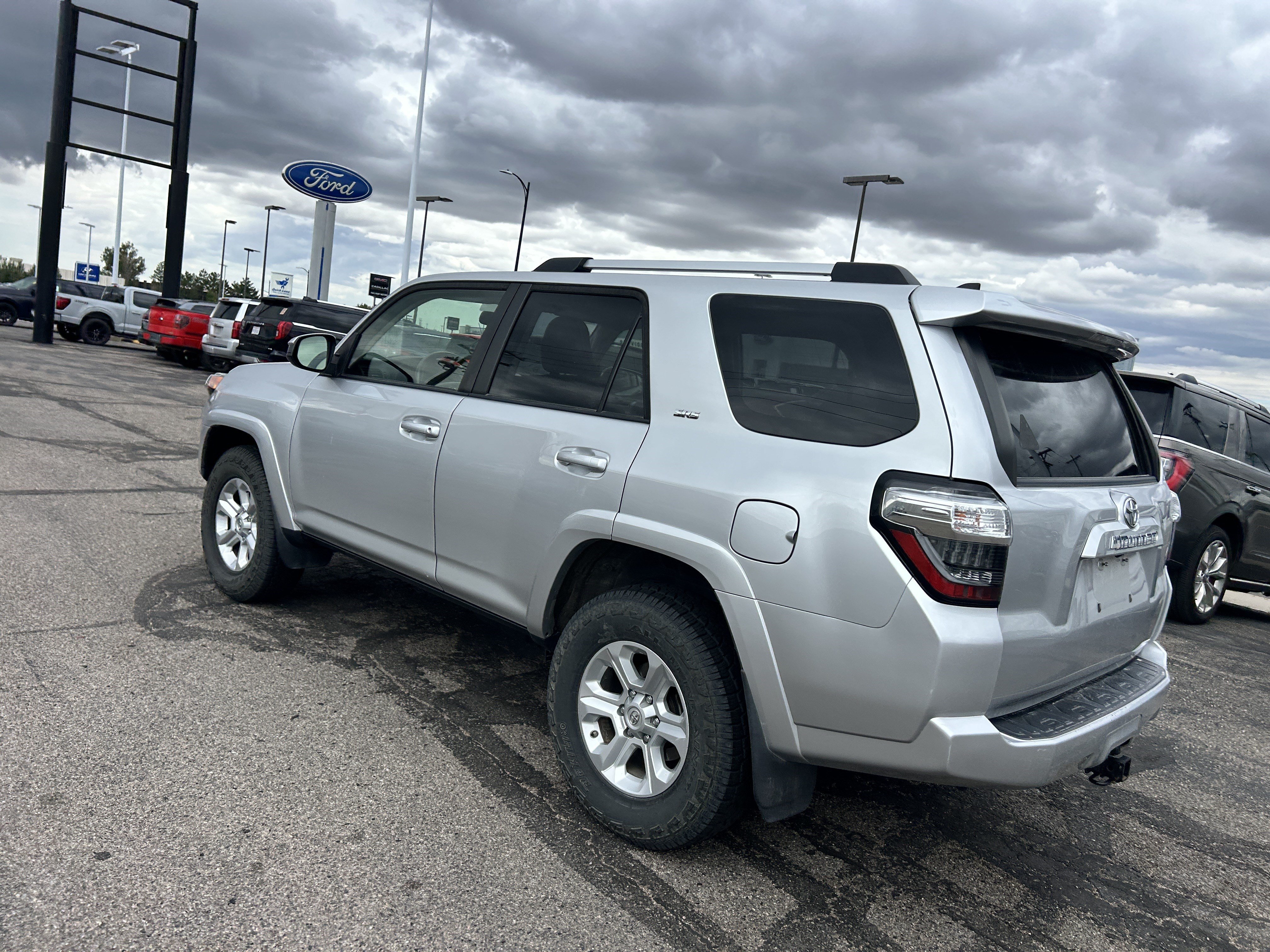 Used 2021 Classic Silver Metallic Toyota SR5 image 3