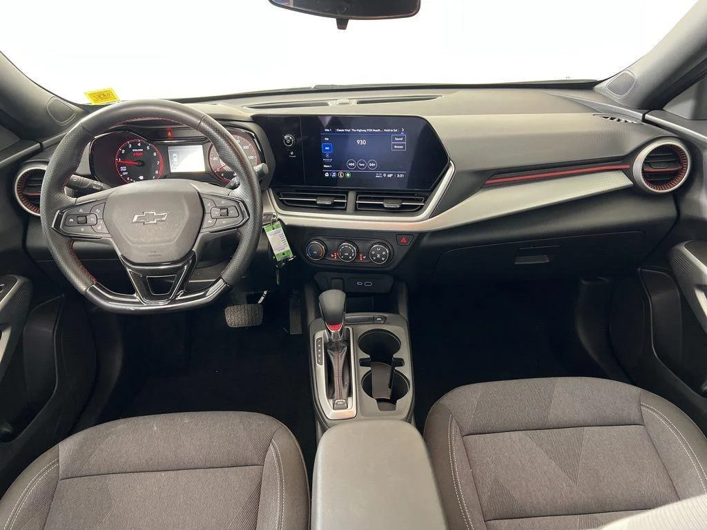 Used 2024 Summit White Chevrolet 1RS image 19