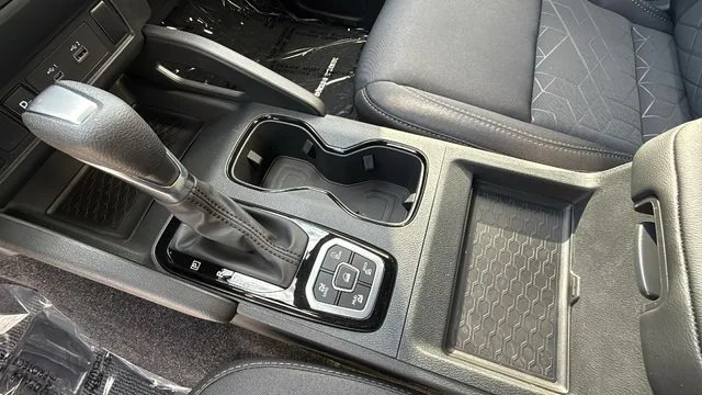 2026 Nissan Frontier SV - Photo 13