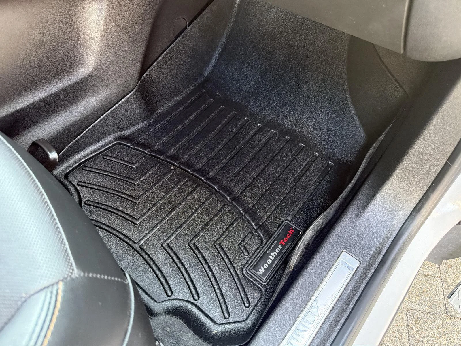Used 2019 Iridescent Pearl Tricoat Chevrolet Premier image 37