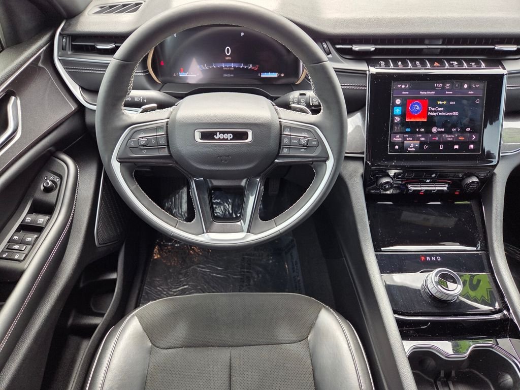 Used 2023 White Jeep Altitude X image 16