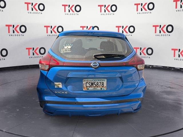 Used 2021 Electric Blue Metallic Nissan S image 3
