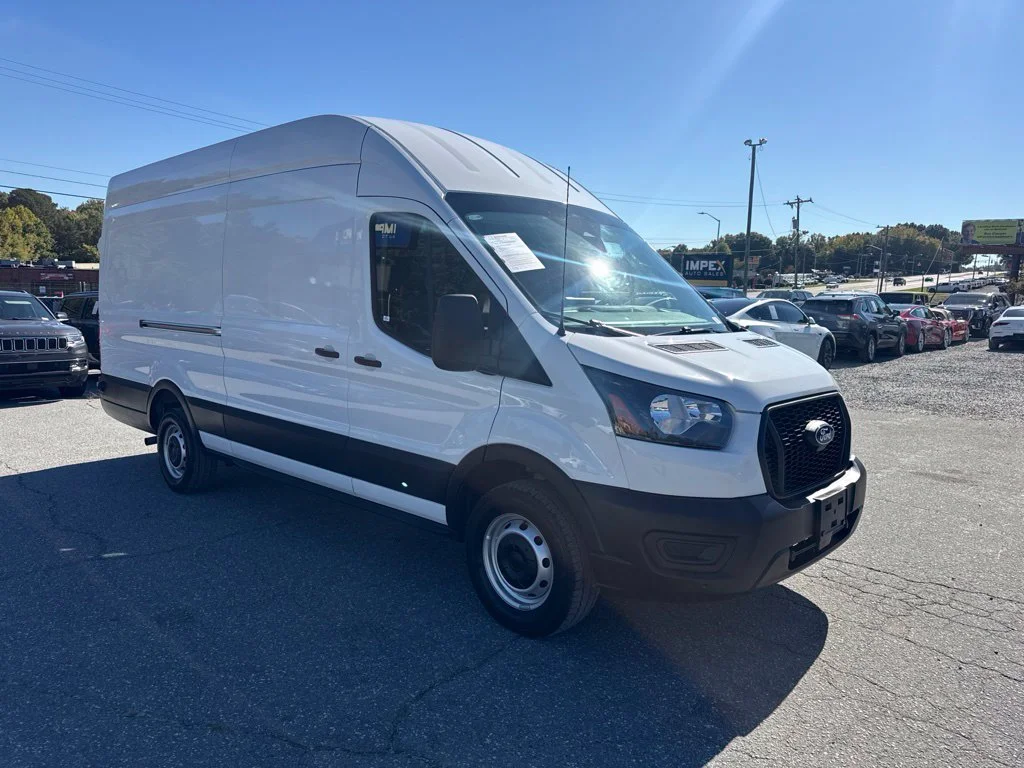 Used 2026 White Ford Base image 7