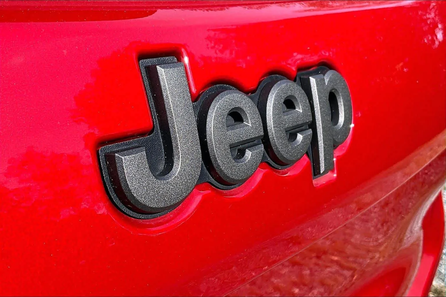 Used 2026 Red Hot Pearlcoat Jeep Limited Altitude image 31