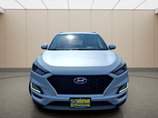 Used 2019 Silver Hyundai Sport image 3