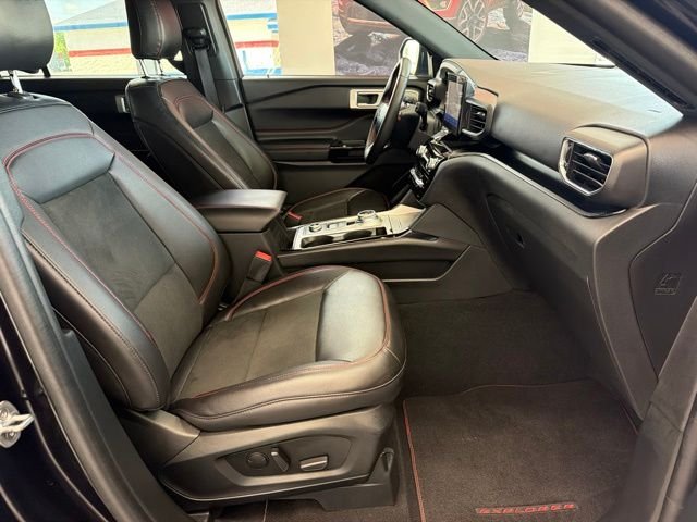Used 2023 Black Ford ST-Line image 12