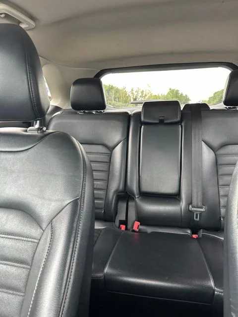 Used 2018 Magnetic Ford SEL image 23