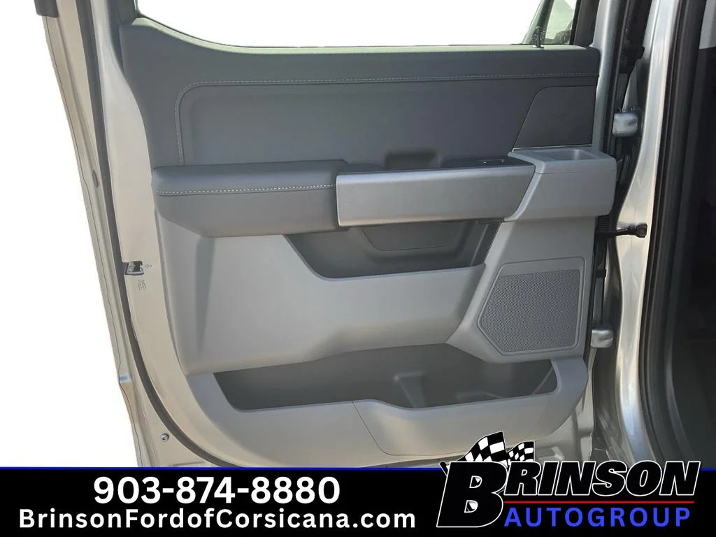 New 2026 Iconic Silver Metallic Ford XLT image 6