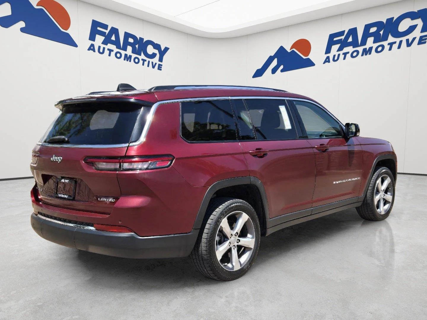 Used 2021 Velvet Red Pearlcoat Jeep Limited image 6