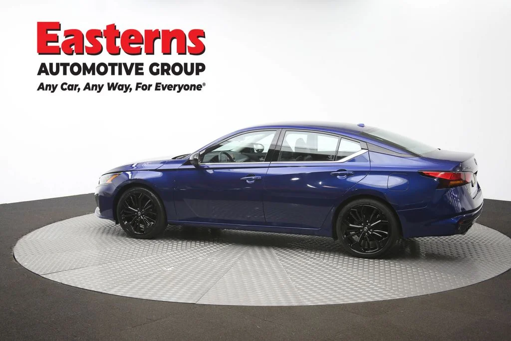 Used 2023 Blue Nissan 2.5 SR image 60