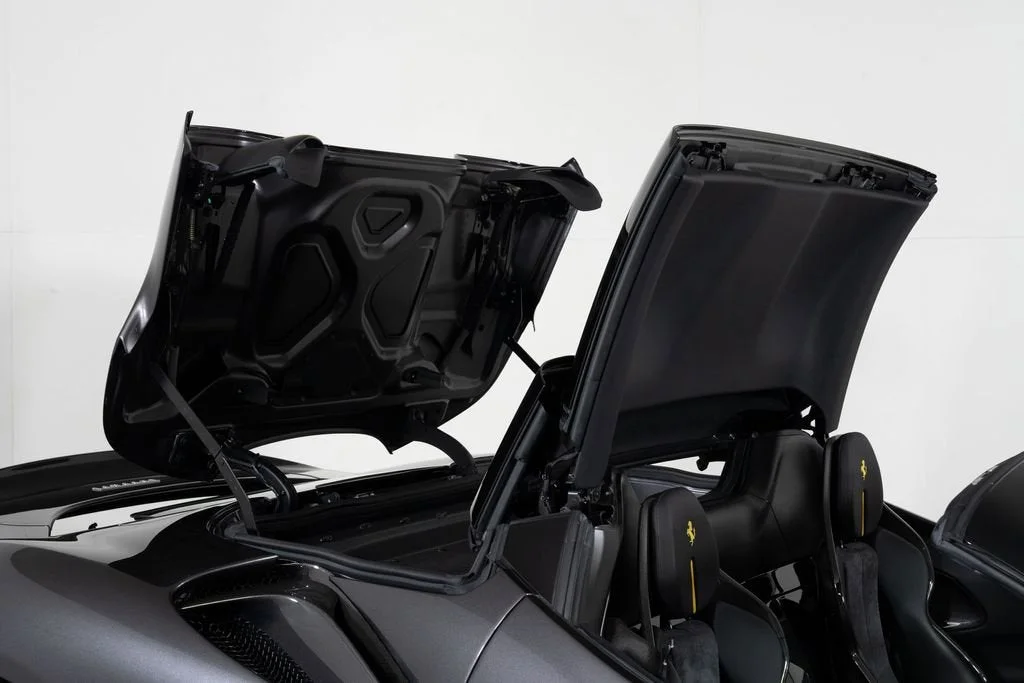 Used 2022 Extra Sample Ferrari Base image 23